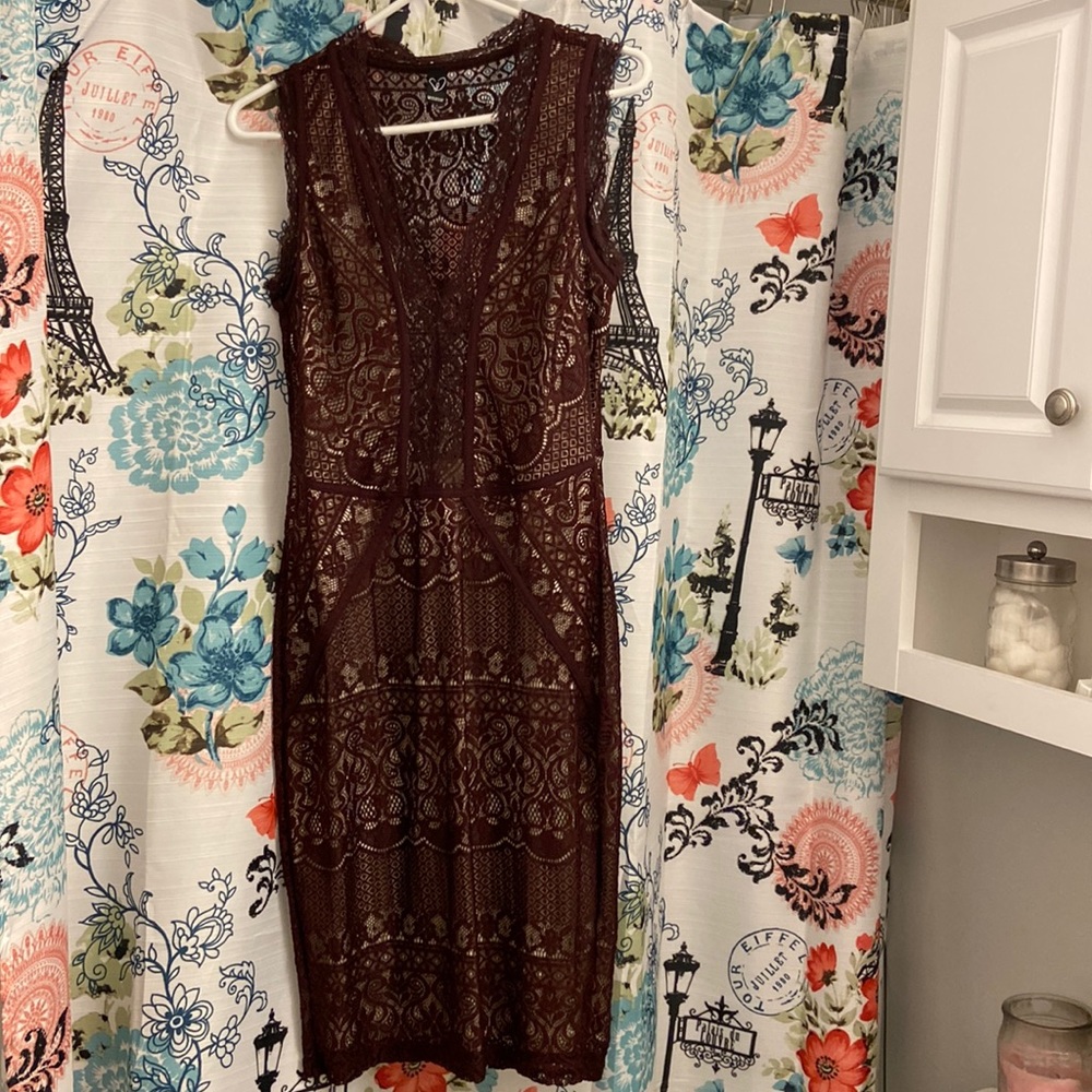 Maroon dress size (m)